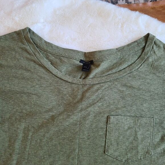 J. Crew Olive Green Boatneck Tee (Size XXS) - Picture 2 of 6